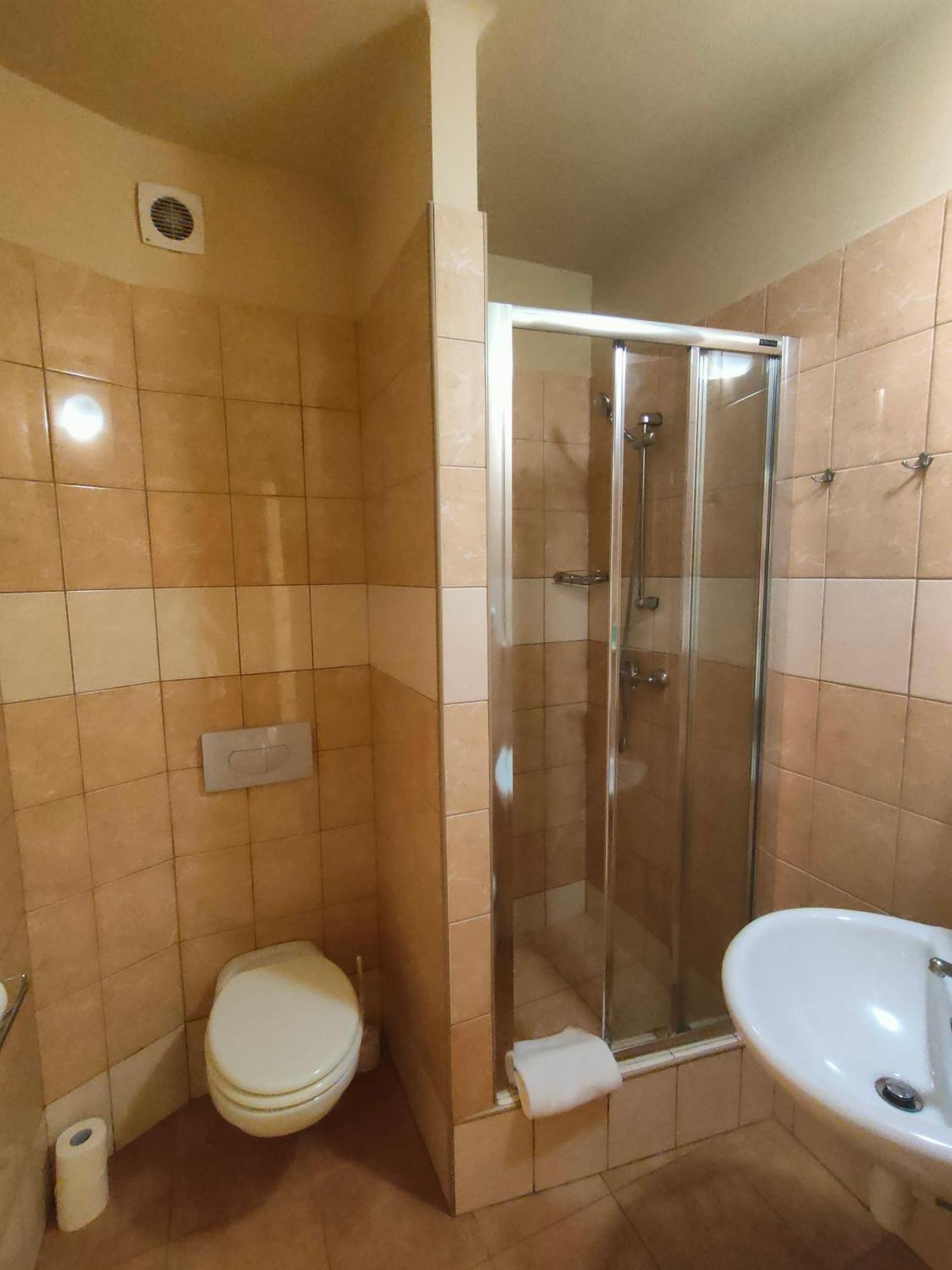HotelsLublin Buitenkant foto